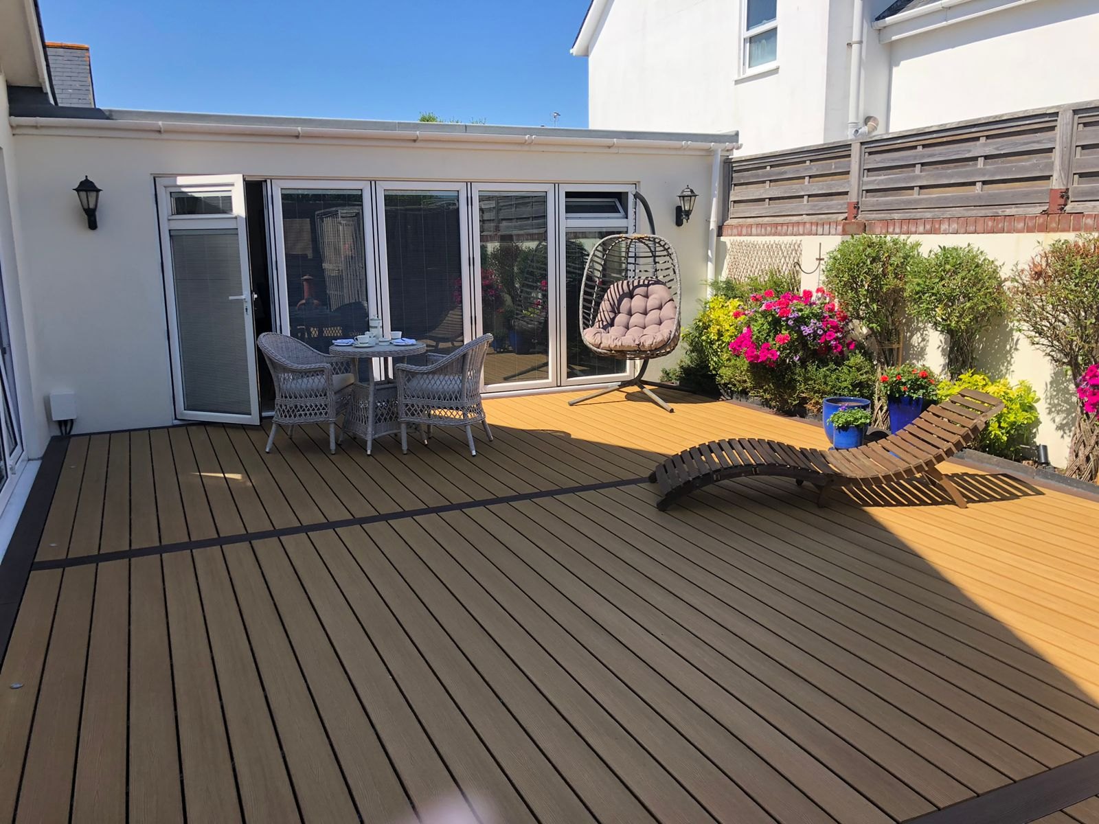 Two-Tone Sun Terrace
